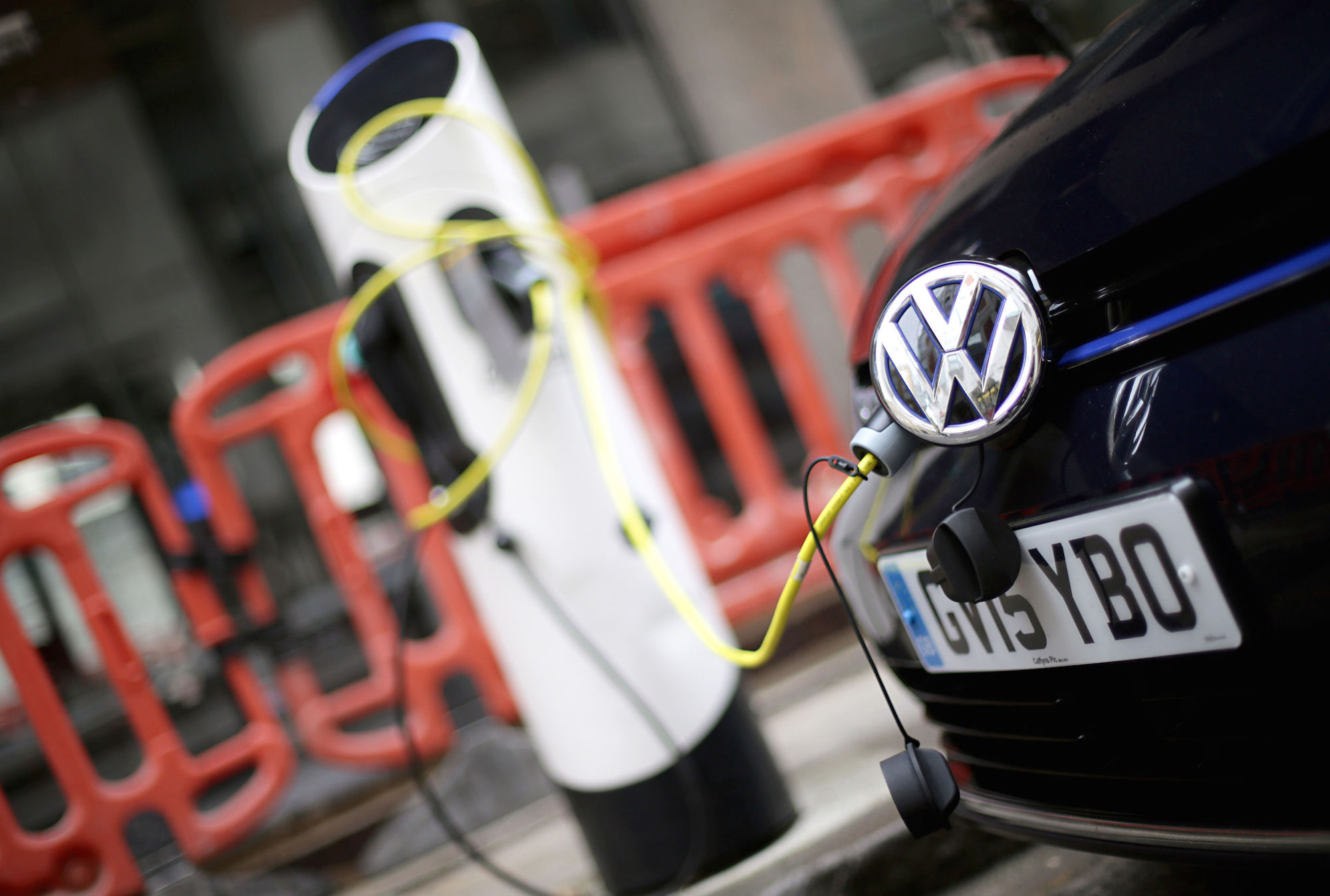 The Government May Force Petrol Stations to Install EV Chargers The Government May Force Petrol Stations to Install EV Chargers