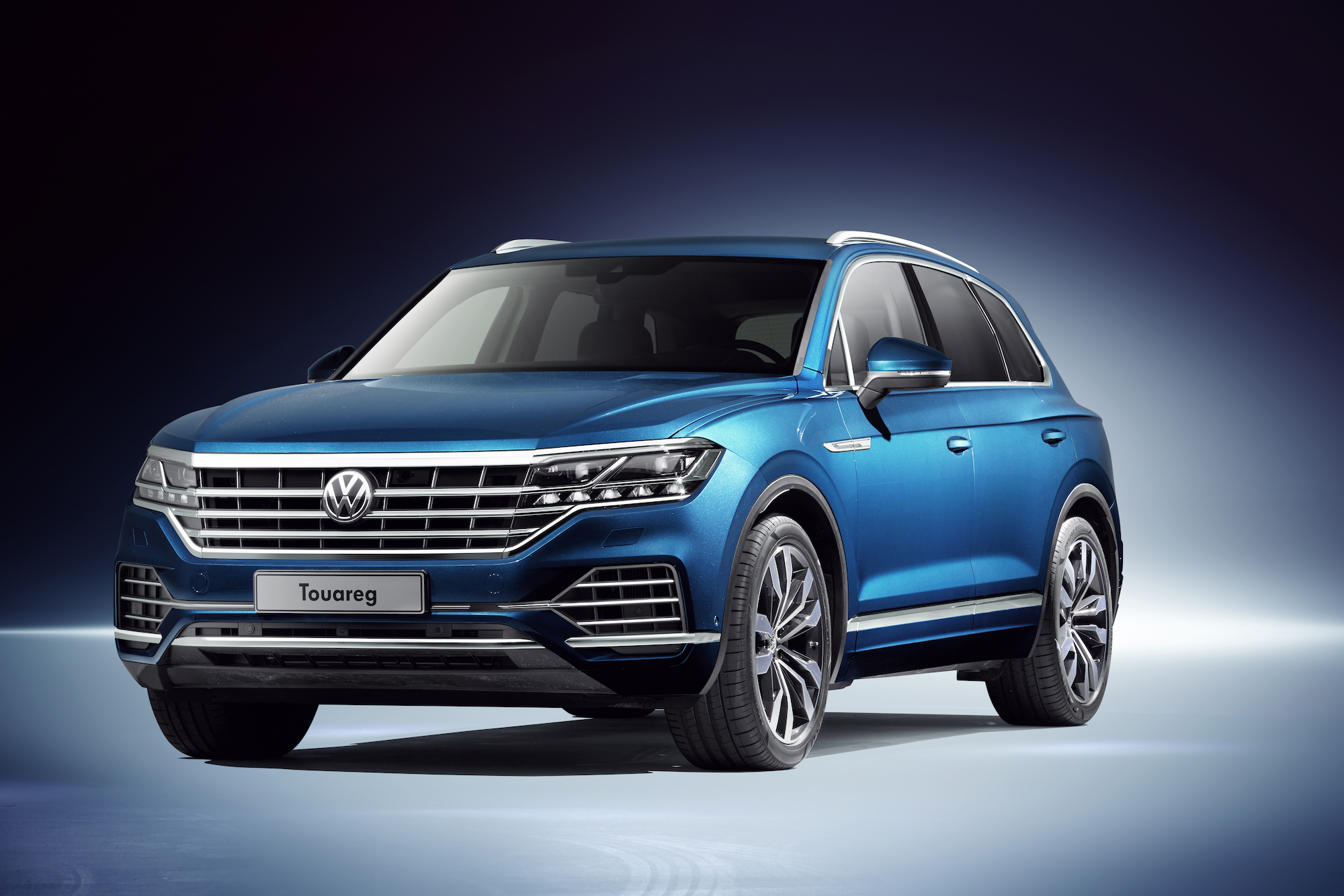 Volkswagen reveals all-new, tech-laden Touareg Volkswagen reveals all-new, tech-laden Touareg