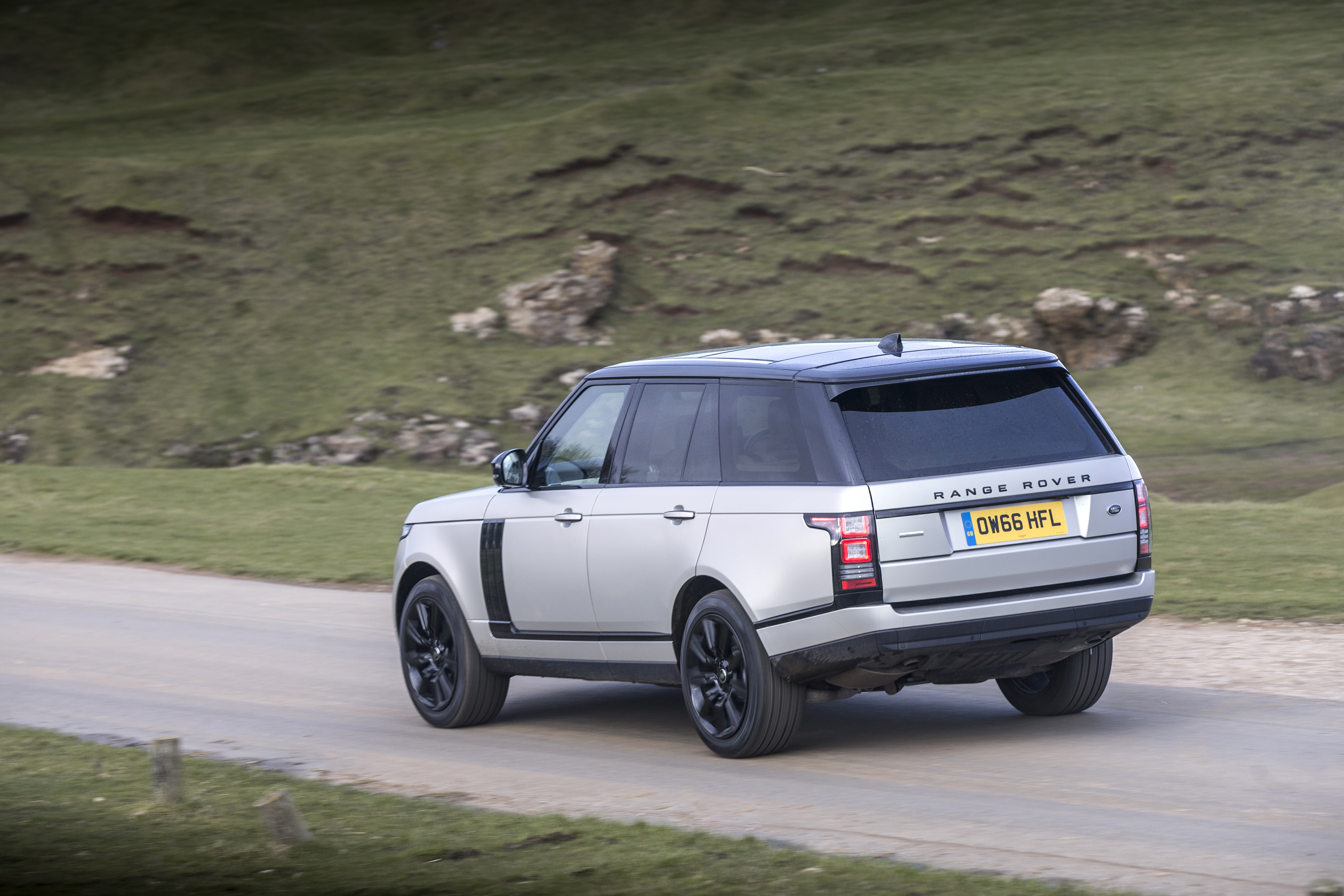 2017 Range Rover TDV6 Autobiography Review - Car Keys