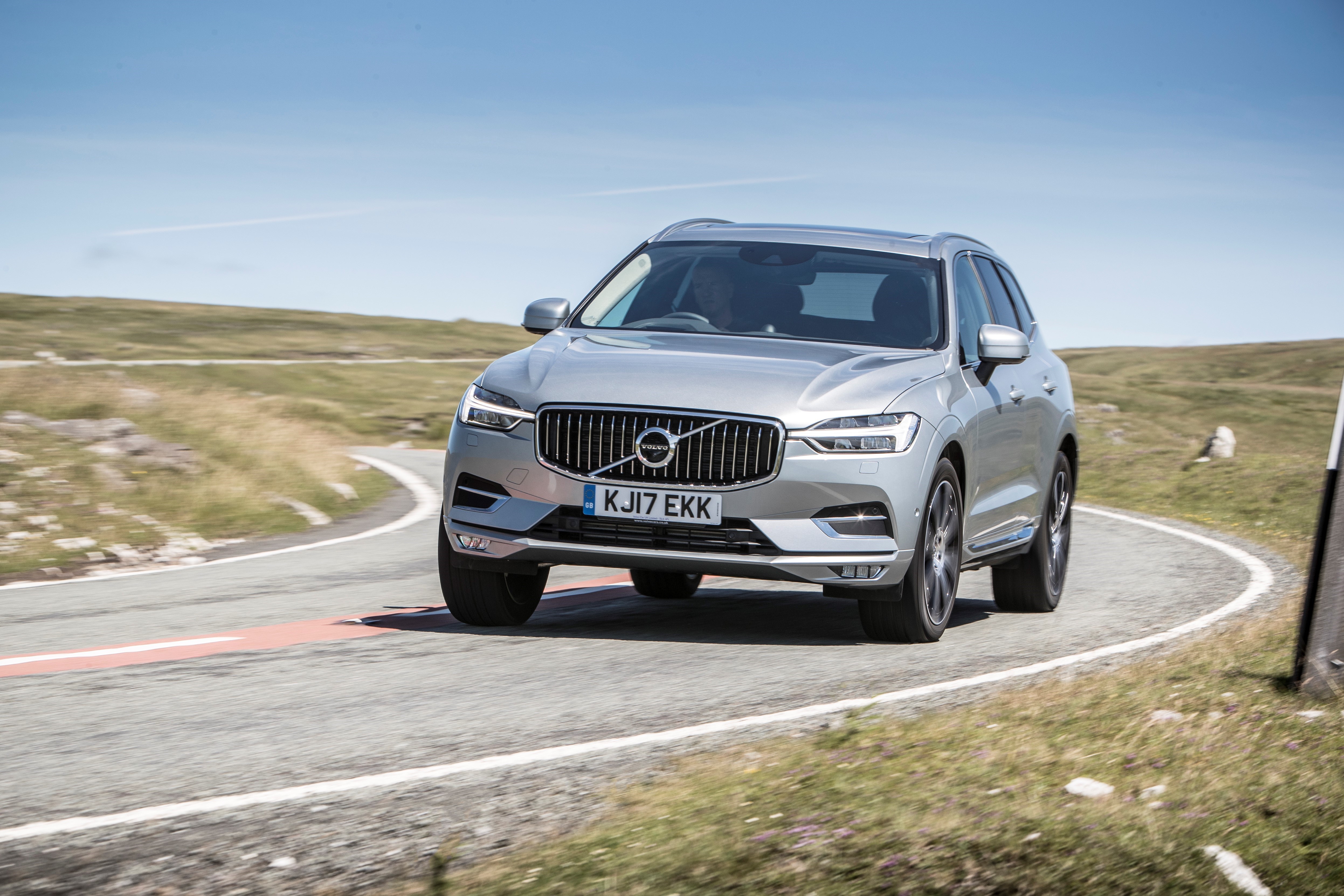 Volvo xc60 2019. Volvo xc60 d4 AWD.