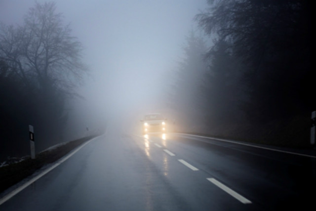 Tips For Driving In Fog Car Keys   Foggy Road 