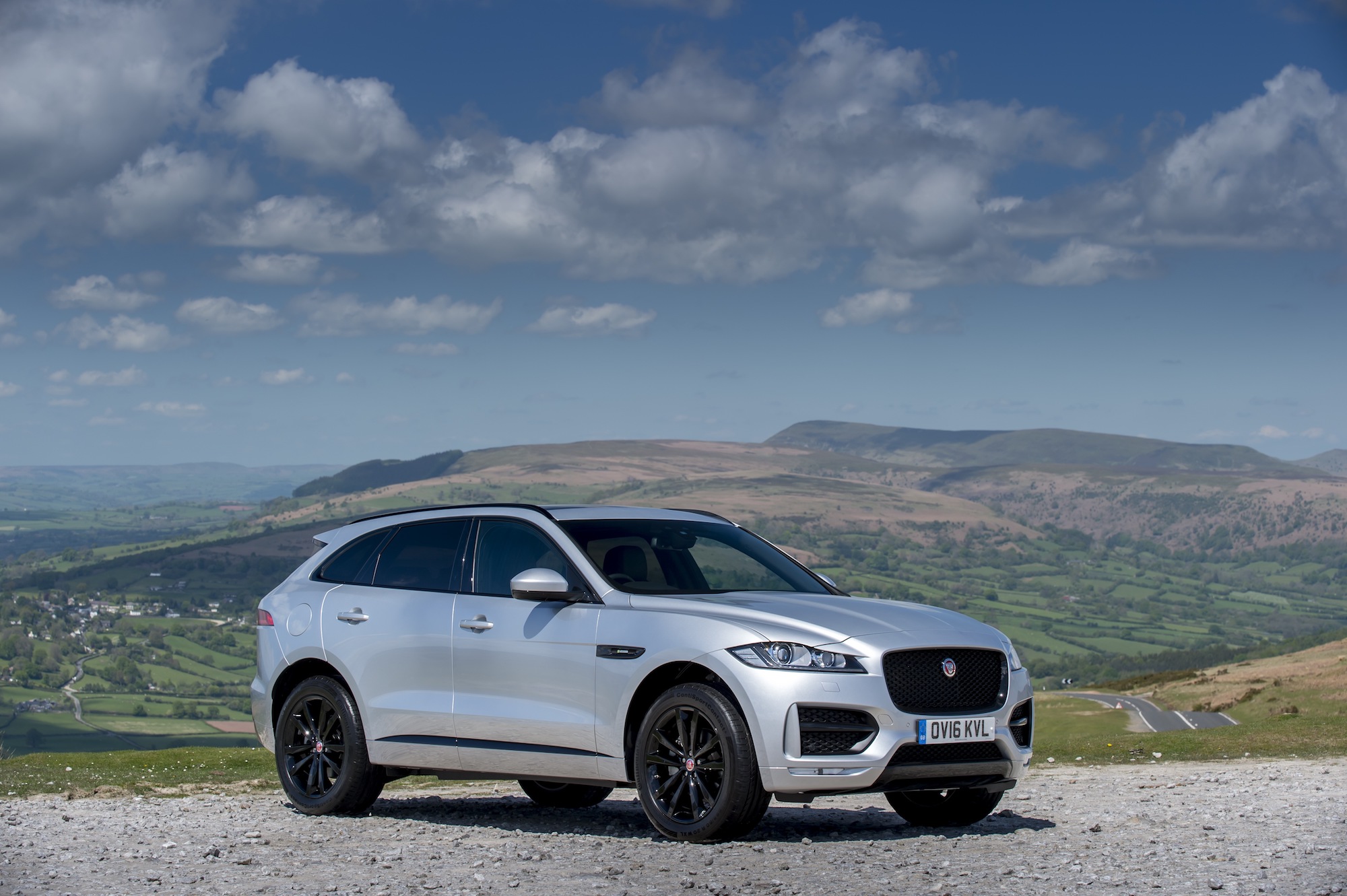 Jaguar f Pace 2017