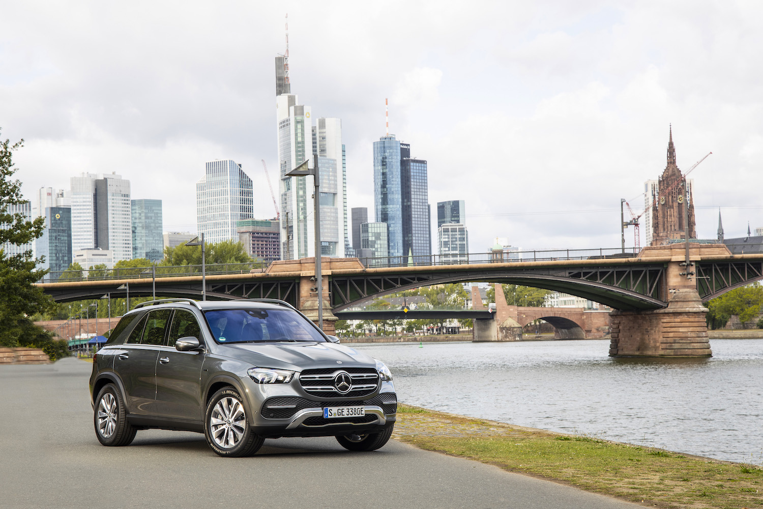 mercedes plug in hybrid suv