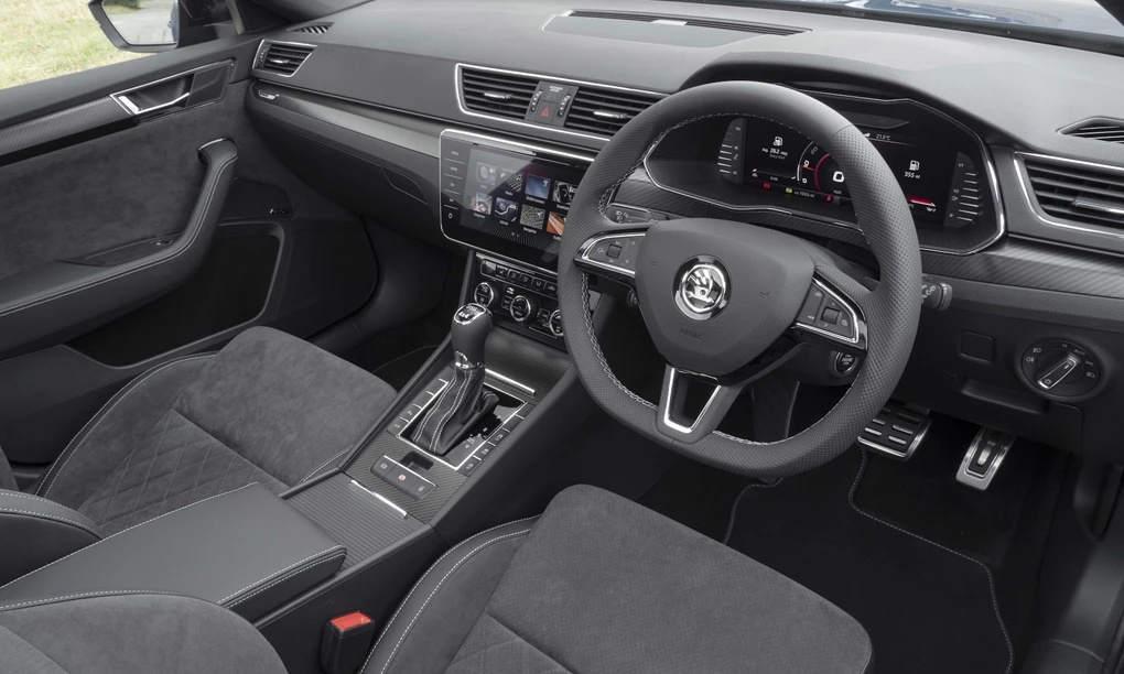 Skoda Superb 2019 review - Car Keys