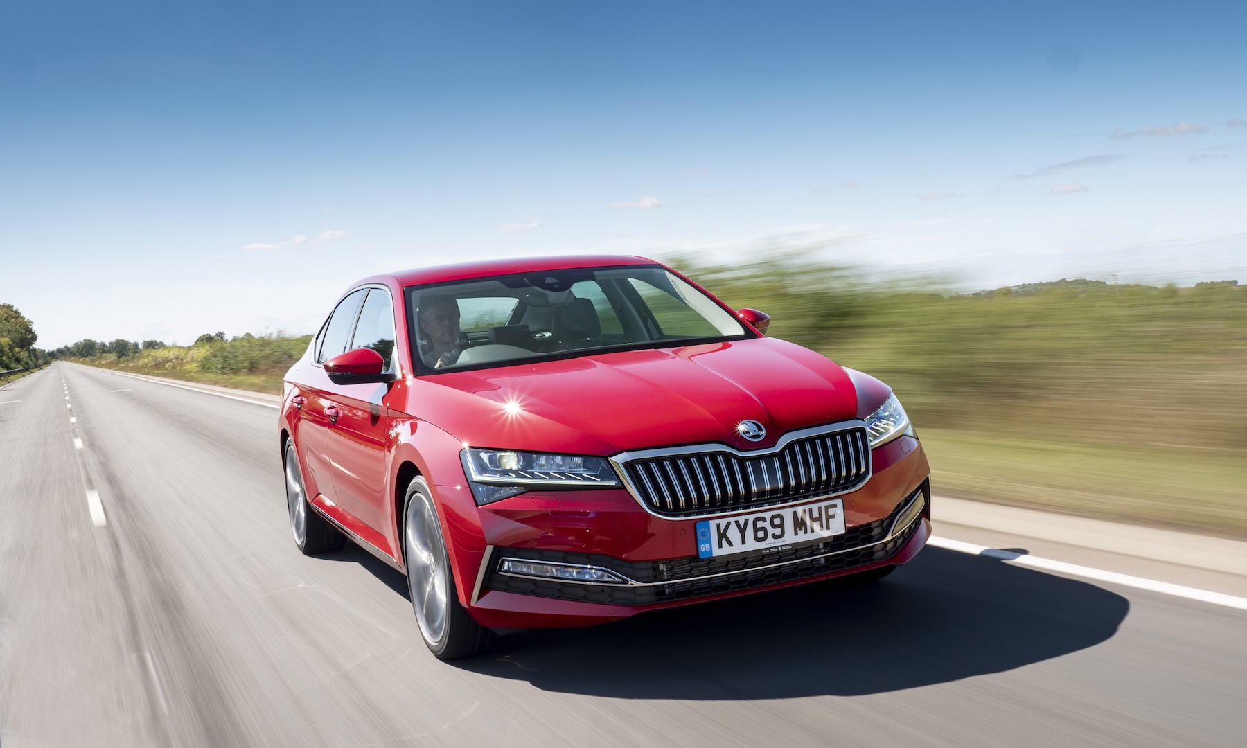 Skoda Superb 2019 Review - Car Keys