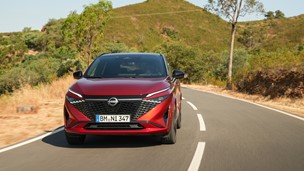 Nissan Qashqai Drives Length of UK on Single Tank